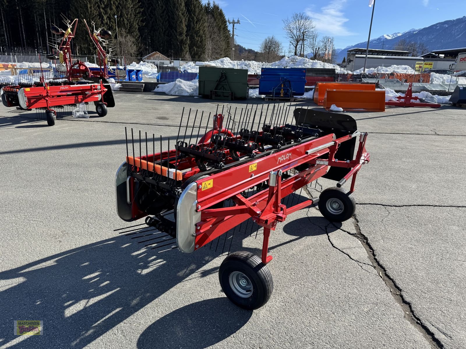 Schwader of the type Molon 210-4 Bandrechen zu Aebi/Carraro/Reform, Neumaschine in Kötschach (Picture 4)