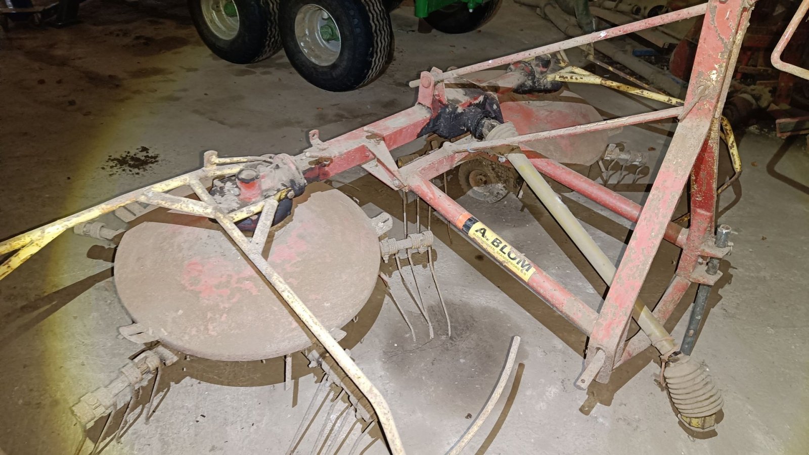 Schwader типа New Holland 253 kombirive, Gebrauchtmaschine в Egtved (Фотография 3)