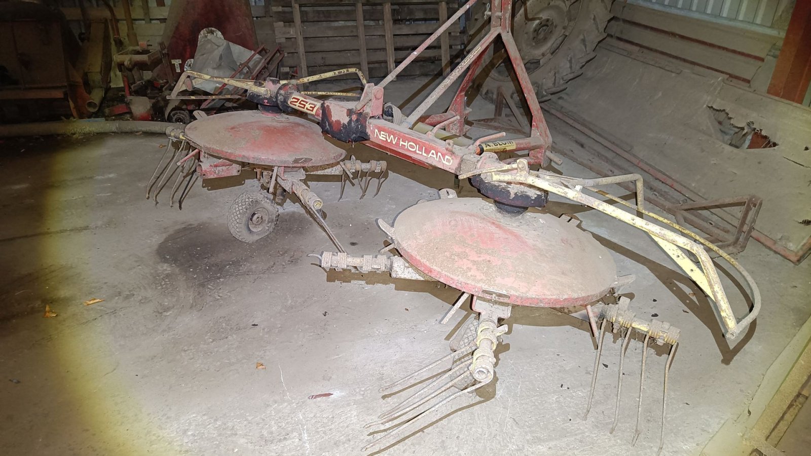 Schwader типа New Holland 253 kombirive, Gebrauchtmaschine в Egtved (Фотография 2)