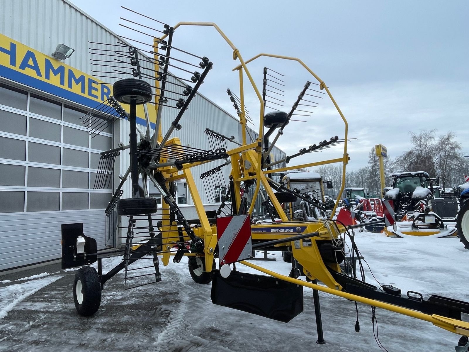 Schwader Türe ait New Holland Prorotor C 660T, Vorführmaschine içinde Burgkirchen (resim 4)
