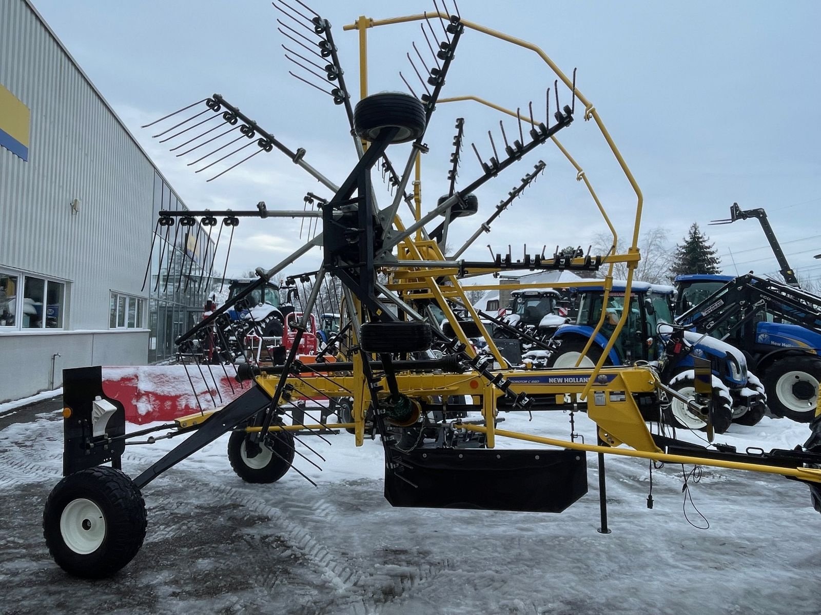Schwader Türe ait New Holland Prorotor C 660T, Vorführmaschine içinde Burgkirchen (resim 6)