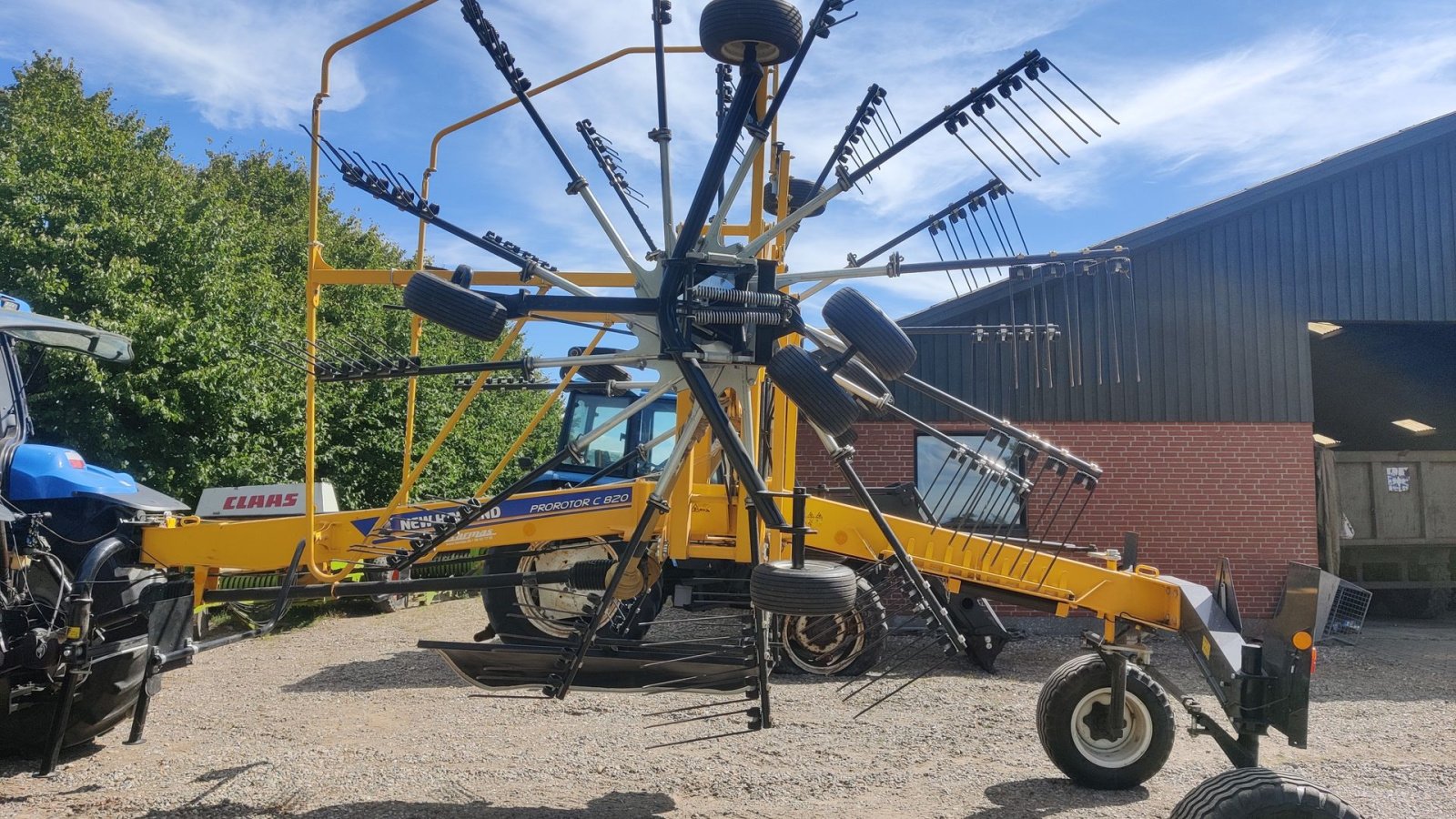 Schwader des Typs New Holland PROROTOR C820 2 rotors, Gebrauchtmaschine in Skive (Bild 4)
