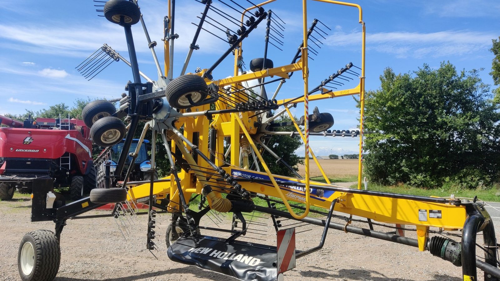 Schwader des Typs New Holland PROROTOR C820 2 rotors, Gebrauchtmaschine in Skive (Bild 1)