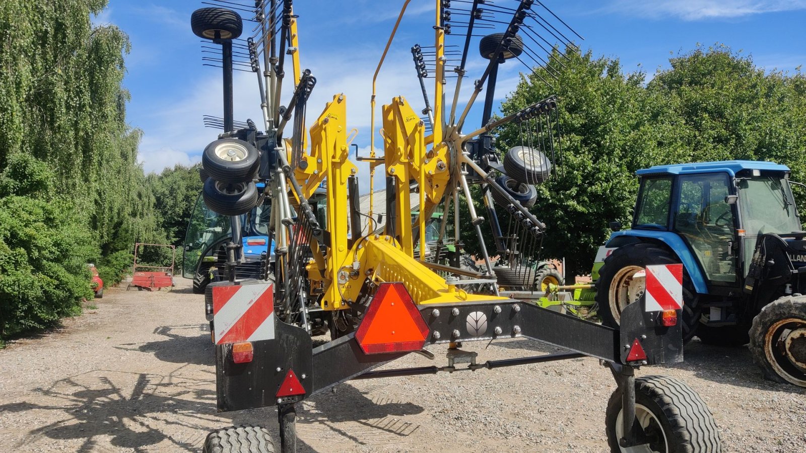 Schwader des Typs New Holland PROROTOR C820 2 rotors, Gebrauchtmaschine in Skive (Bild 3)