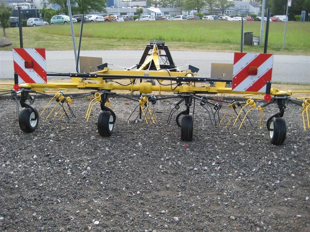 Schwader typu New Holland Proted 540, Gebrauchtmaschine v Glamsbjerg (Obrázek 2)