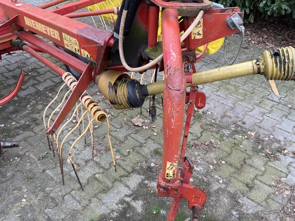 Schwader van het type Niemeyer 470 hark, Gebrauchtmaschine in Luttenberg (Foto 2)