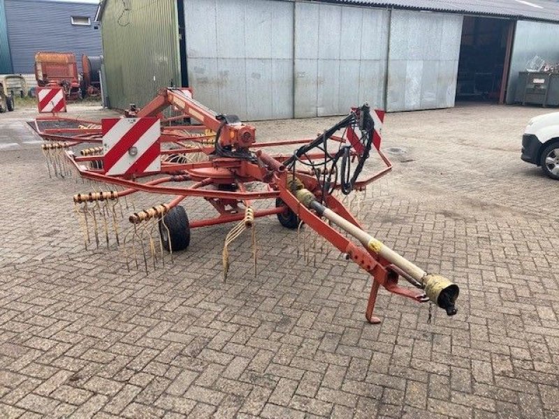 Schwader типа Niemeyer Hark RS/Twin 605, Gebrauchtmaschine в Wierden (Фотография 4)