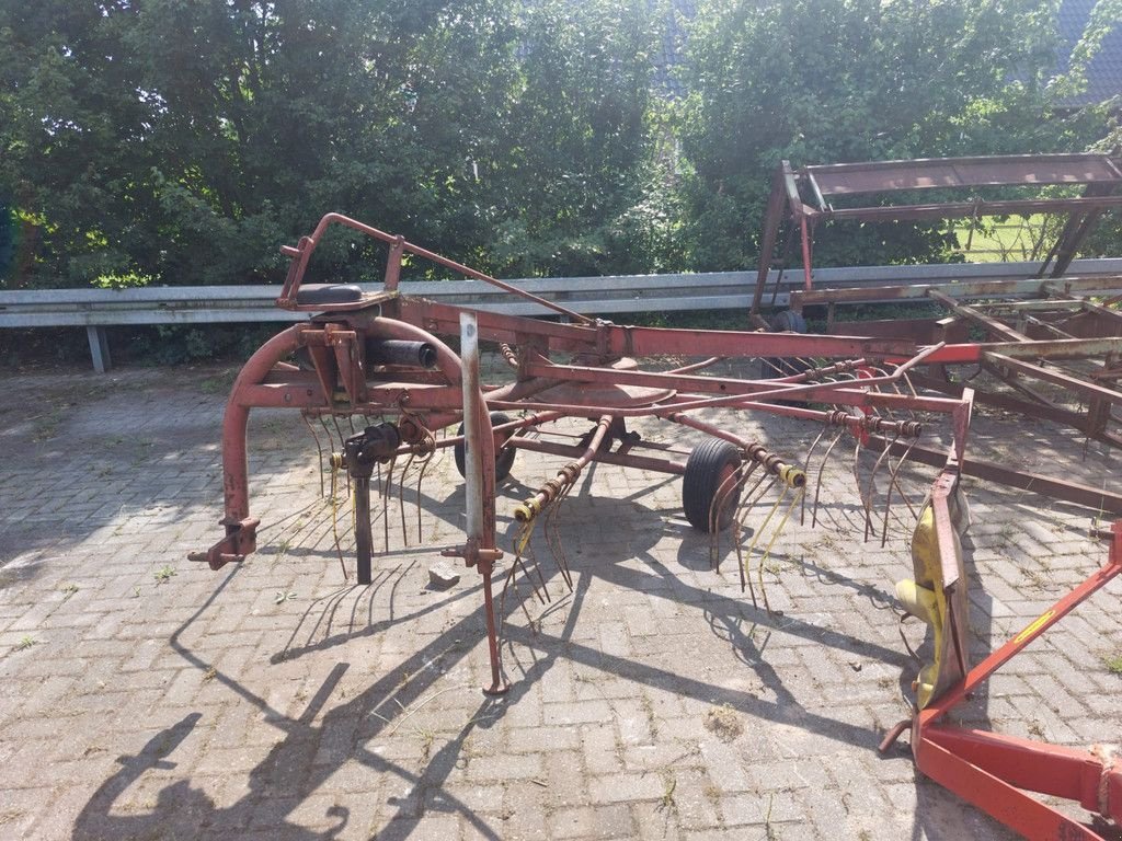 Schwader tipa Niemeyer Hark RS330, Gebrauchtmaschine u Wierden (Slika 1)