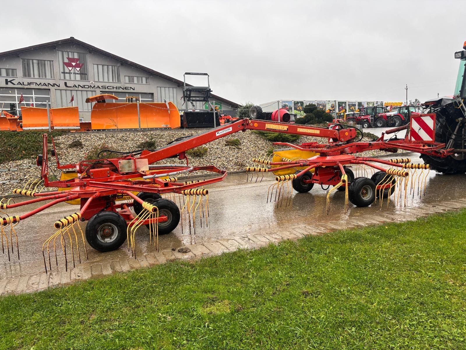 Schwader typu Niemeyer Niemeyer Twin 605 ED Schwader, Gebrauchtmaschine v NATTERNBACH (Obrázek 15)