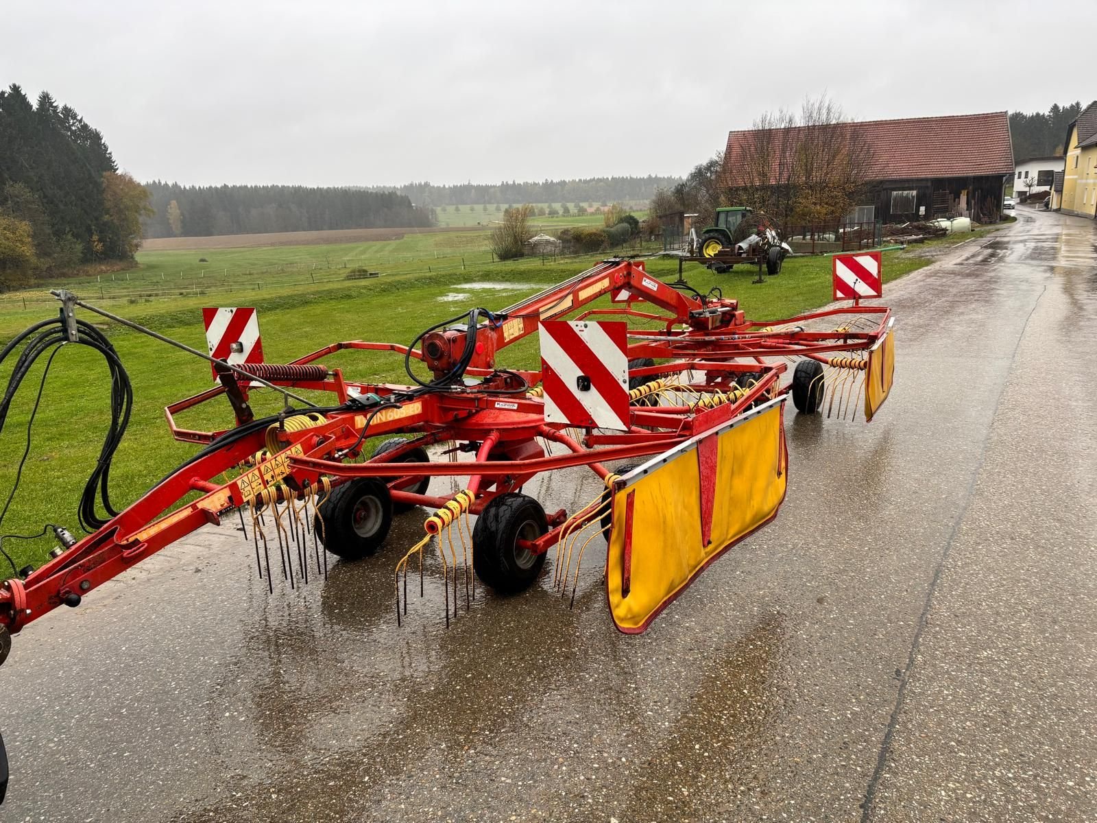 Schwader typu Niemeyer Niemeyer Twin 605 ED Schwader, Gebrauchtmaschine v NATTERNBACH (Obrázek 3)
