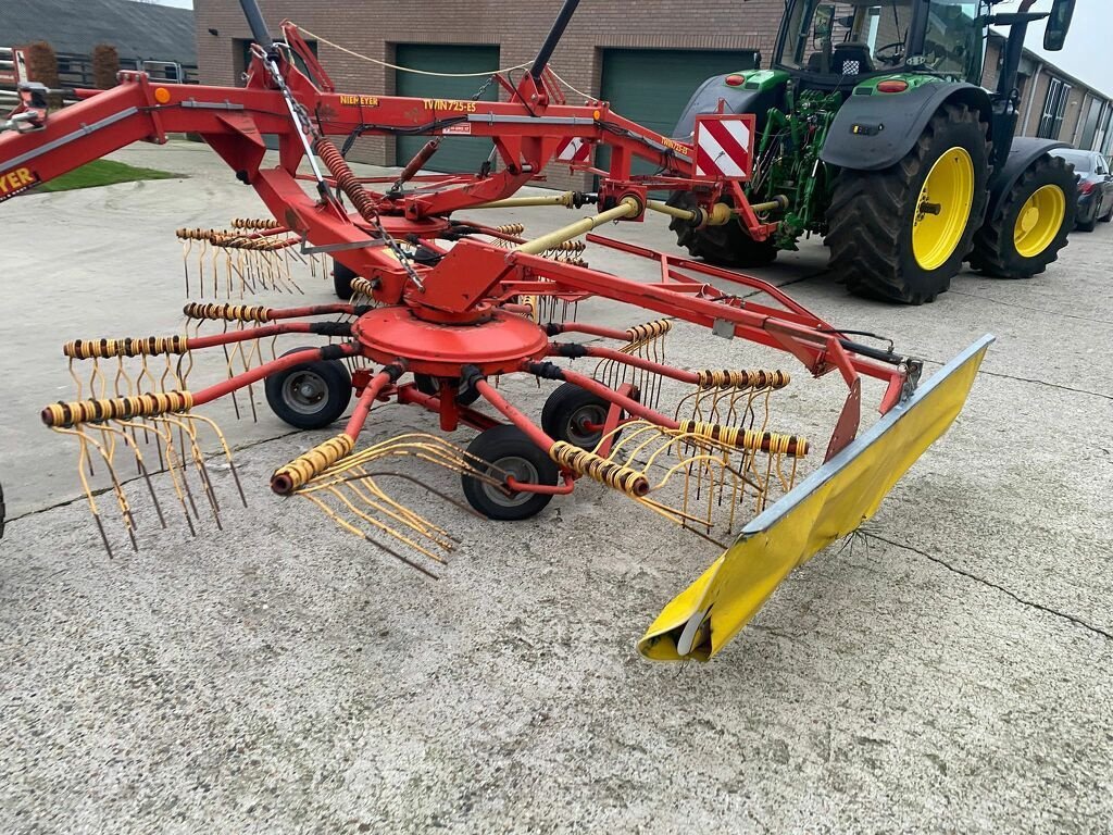 Schwader typu Niemeyer twin 725-es, Gebrauchtmaschine v Boekel (Obrázek 10)