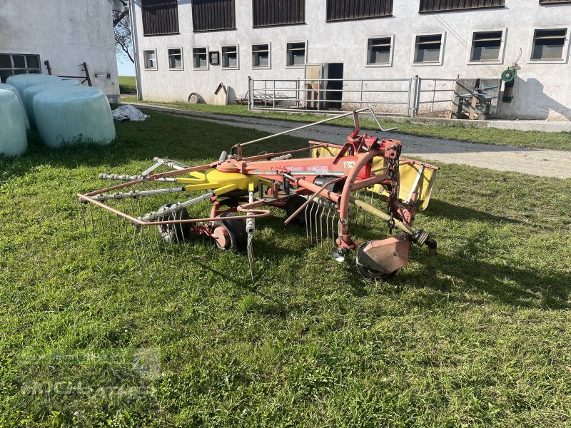 Schwader des Typs Pöttinger Euro Top 380 N, Gebrauchtmaschine in Kronstorf (Bild 1)