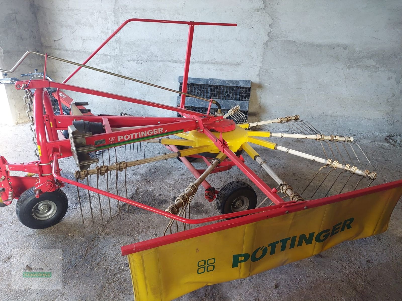 Schwader des Typs Pöttinger EUROTOP 340, Gebrauchtmaschine in Freistadt (Bild 4)