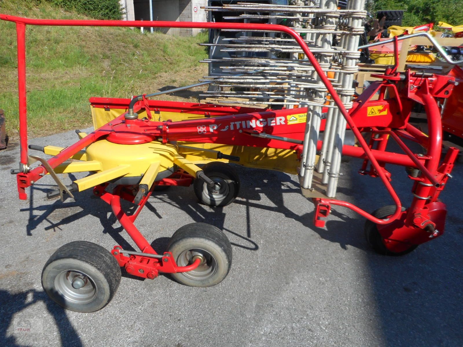 Schwader des Typs Pöttinger Eurotop 380N, Gebrauchtmaschine in Bad Vigaun (Bild 1)