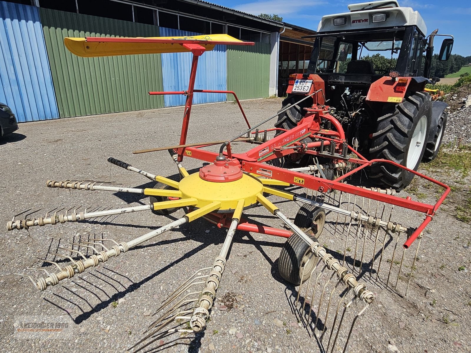 Schwader des Typs Pöttinger Eurotop 421 N, Gebrauchtmaschine in Altenfelden (Bild 4)