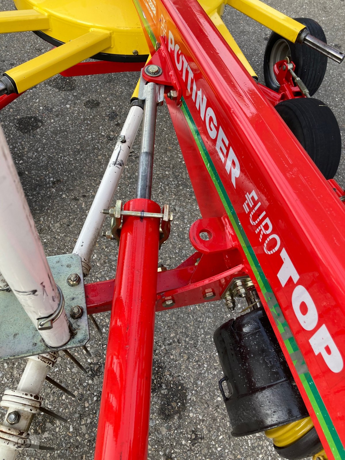 Schwader des Typs Pöttinger Eurotop 421 N, Gebrauchtmaschine in Zell an der Pram (Bild 14)