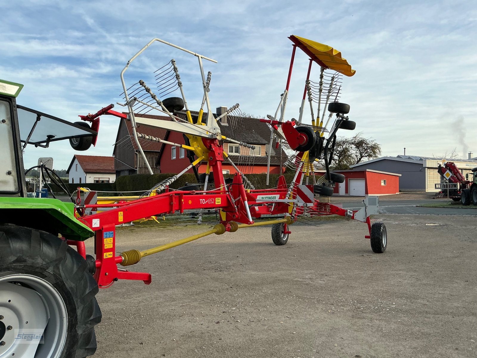 Schwader del tipo Pöttinger Eurotop 652 A Multitast, Gebrauchtmaschine en Kasendorf (Imagen 1)