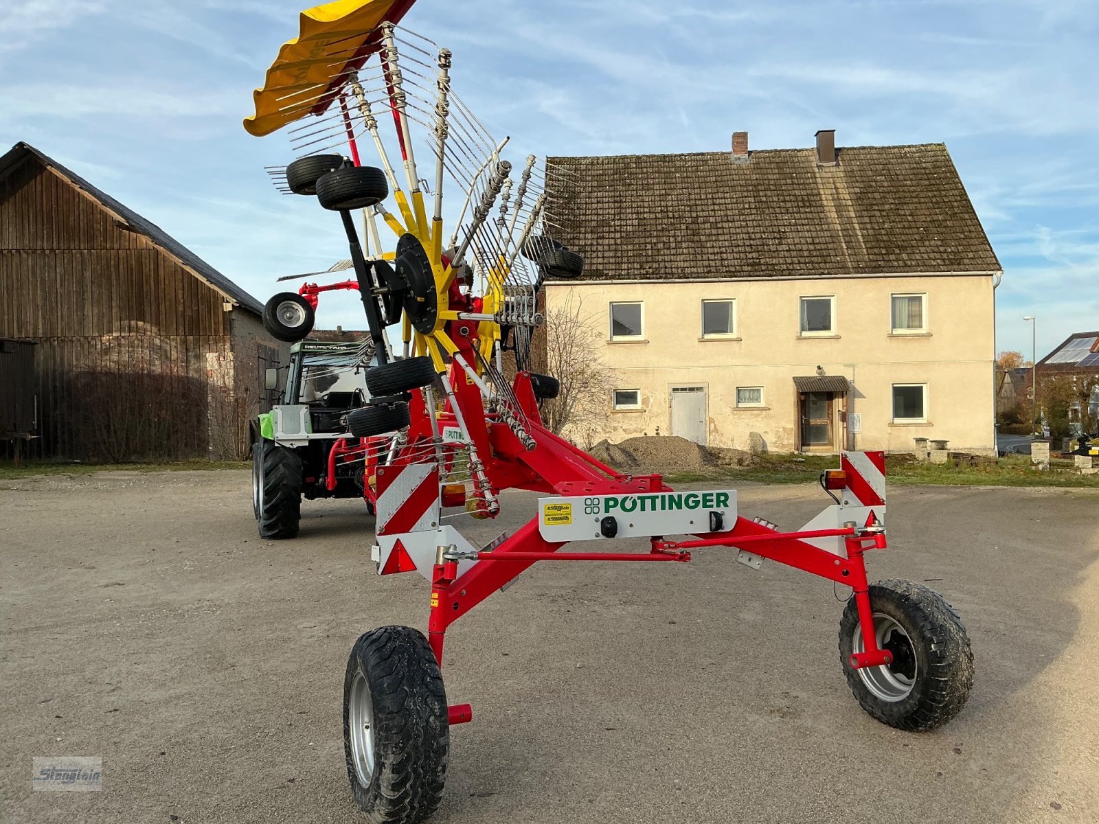 Schwader del tipo Pöttinger Eurotop 652 A Multitast, Gebrauchtmaschine en Kasendorf (Imagen 3)