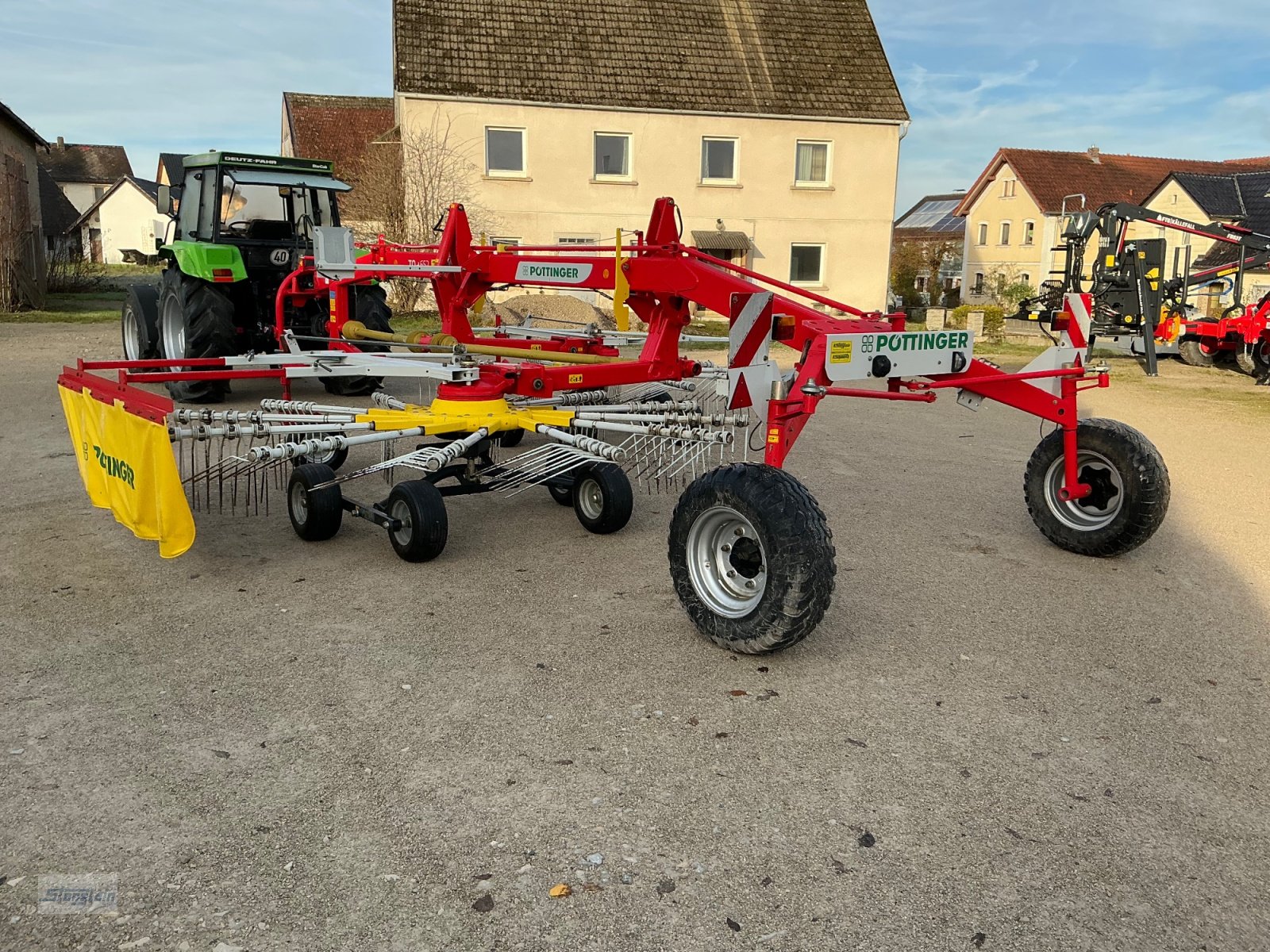 Schwader del tipo Pöttinger Eurotop 652 A Multitast, Gebrauchtmaschine en Kasendorf (Imagen 5)