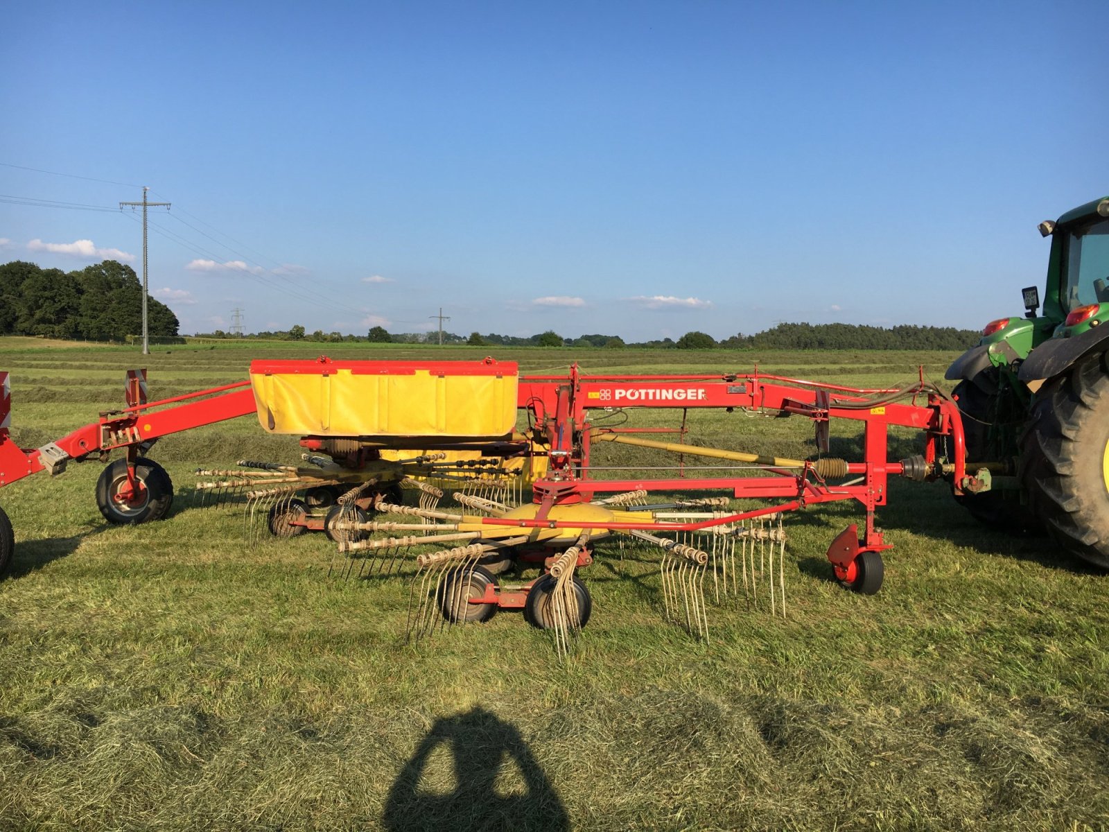 Schwader от тип Pöttinger Eurotop 801 A Multitast, Gebrauchtmaschine в Neunkirchen am Brand (Снимка 3)