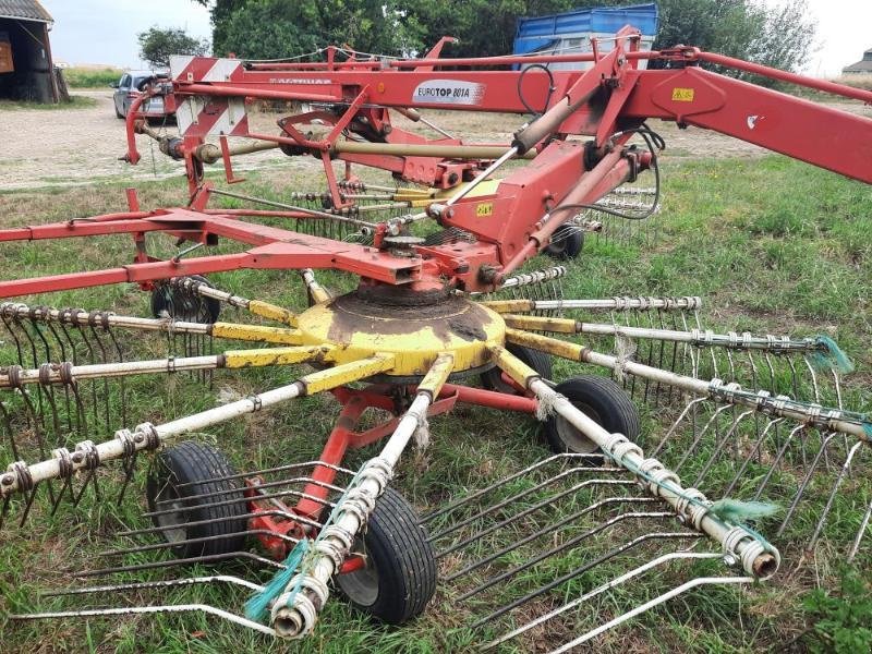 Schwader del tipo Pöttinger EUROTOP 801, Gebrauchtmaschine In COULONGES SUR AUTIZE (Immagine 9)