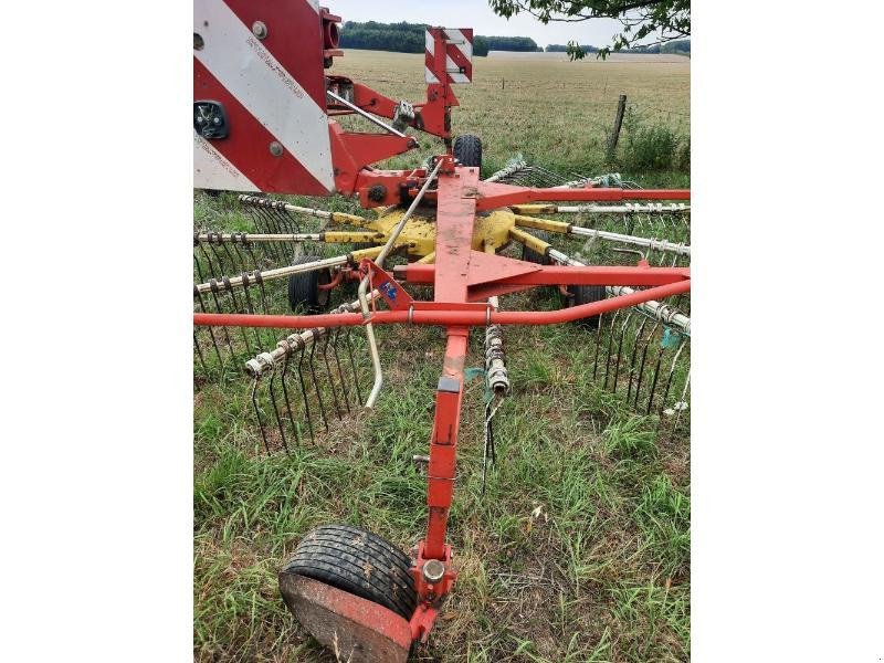 Schwader del tipo Pöttinger EUROTOP 801, Gebrauchtmaschine In COULONGES SUR AUTIZE (Immagine 3)