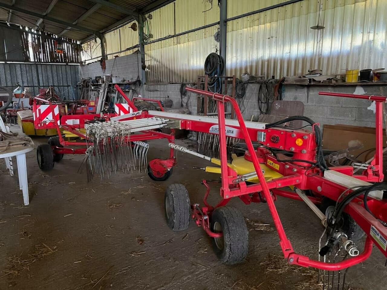 Schwader Türe ait Pöttinger EUROTOP, Gebrauchtmaschine içinde Charnay-lès-macon (resim 6)