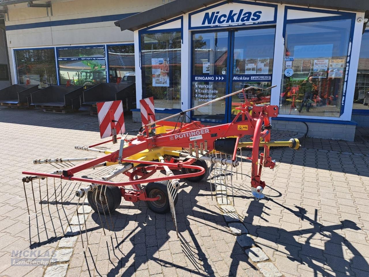 Schwader типа Pöttinger Euto Top 340 N, Gebrauchtmaschine в Schirradorf (Фотография 2)