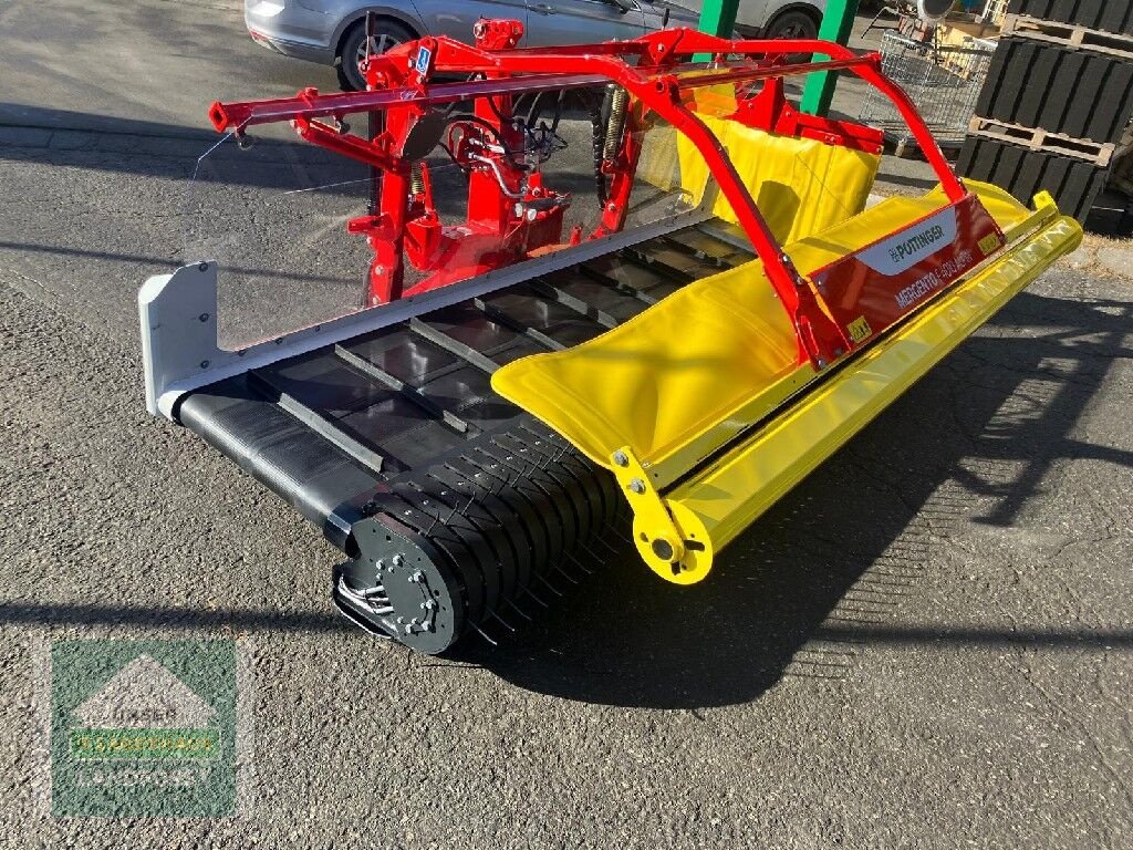 Schwader of the type Pöttinger F 4010 Alpin, Neumaschine in Kobenz bei Knittelfeld (Picture 15)