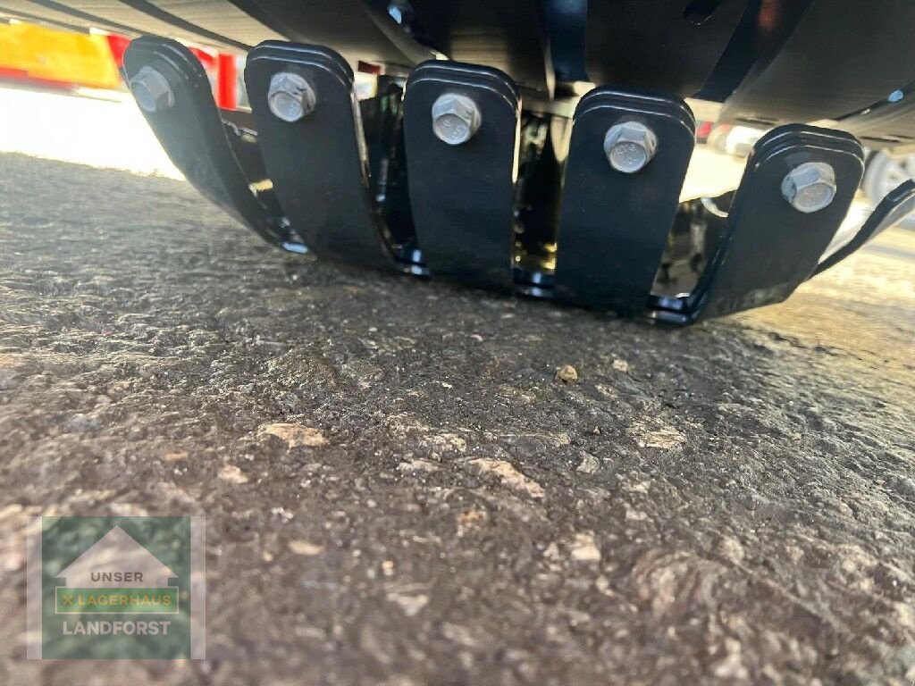 Schwader of the type Pöttinger F 4010 Alpin, Neumaschine in Kobenz bei Knittelfeld (Picture 9)