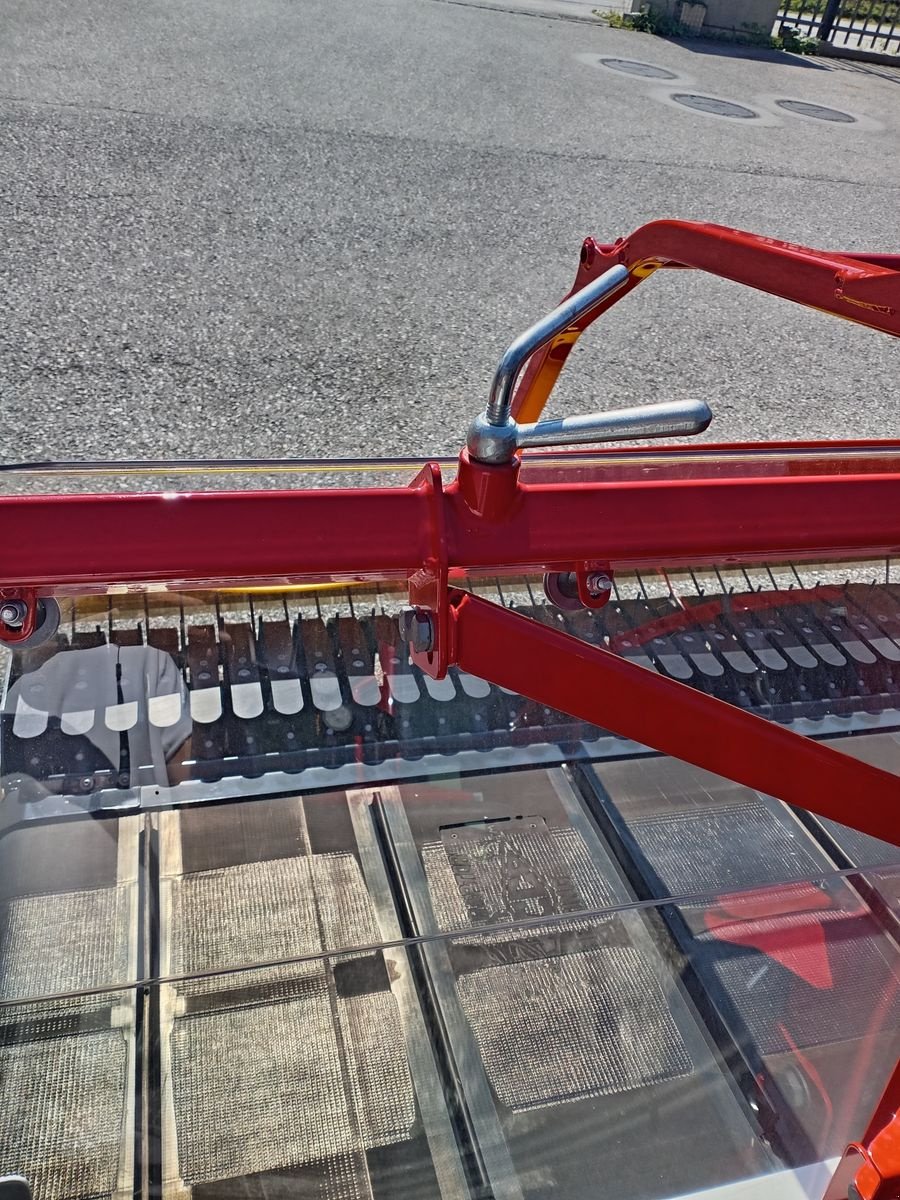 Schwader типа Pöttinger Frontbandschwader Mergento F 4010 Alpin, Neumaschine в Ried im Oberinntal (Фотография 7)