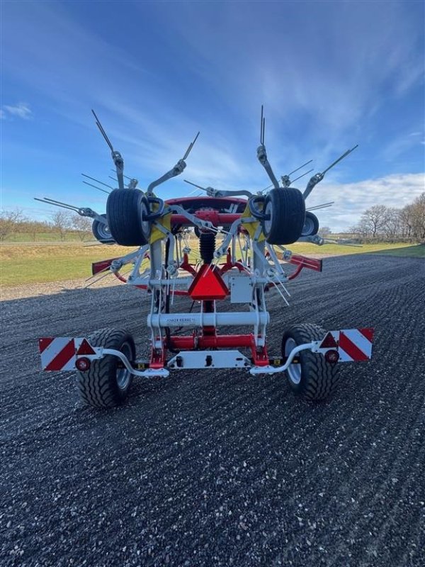 Schwader des Typs Pöttinger HIT HT 11100, Gebrauchtmaschine in Holstebro (Bild 5)