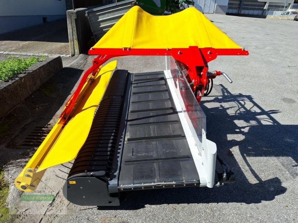 Schwader des Typs Pöttinger Mergento F 4010 Alpin Bandschwader, Gebrauchtmaschine in Schlitters (Bild 3)