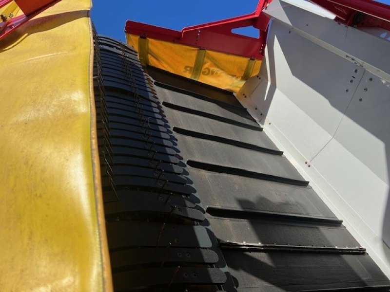 Schwader des Typs Pöttinger Mergento VT 9220, Gebrauchtmaschine in Wuppertal (Bild 7)