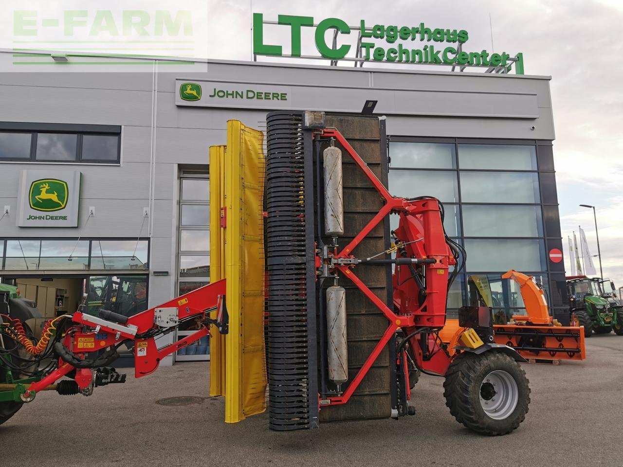 Schwader типа Pöttinger Mergento VT 9220, Gebrauchtmaschine в REDLHAM (Фотография 2)