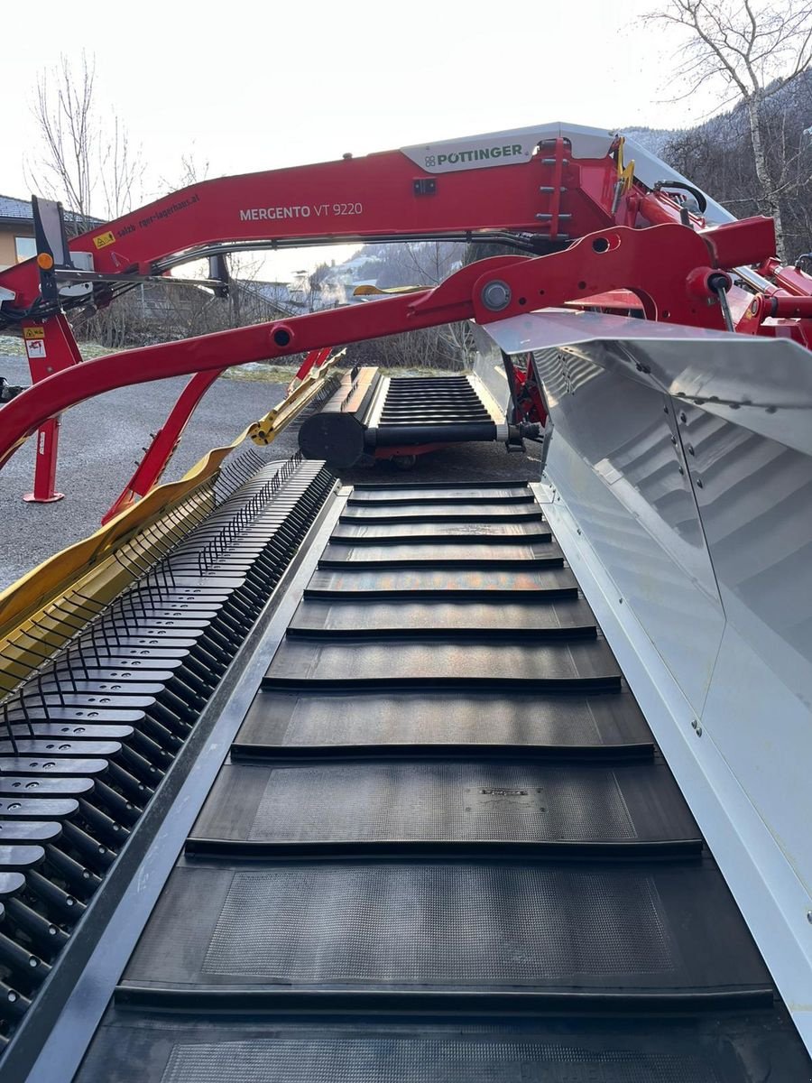 Schwader des Typs Pöttinger Mergento VT 9220, Gebrauchtmaschine in St. Johann (Bild 11)