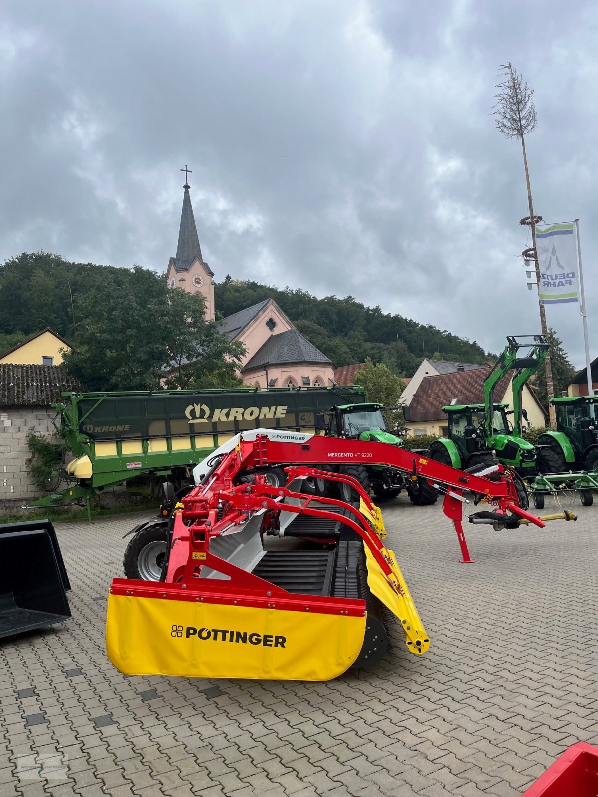 Schwader типа Pöttinger Mergento VT 9220, Neumaschine в Treuchtlingen (Фотография 5)