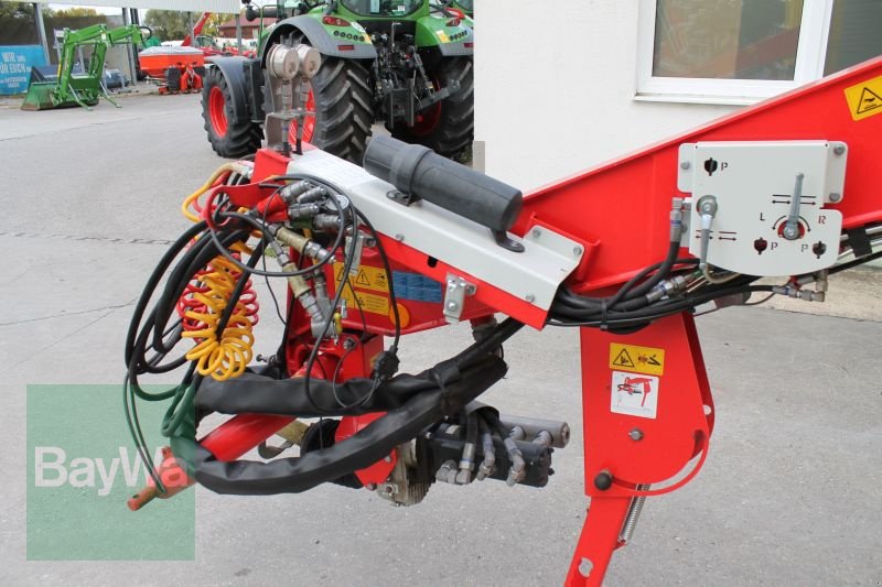 Schwader des Typs Pöttinger MERGENTO VT 9220, Vorführmaschine in Straubing (Bild 7)