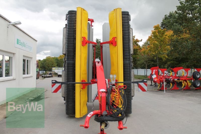 Schwader des Typs Pöttinger MERGENTO VT 9220, Vorführmaschine in Straubing (Bild 3)