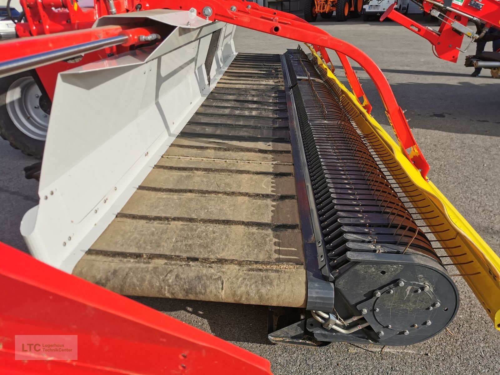 Schwader van het type Pöttinger Mergento VT 9220, Vorführmaschine in Redlham (Foto 11)