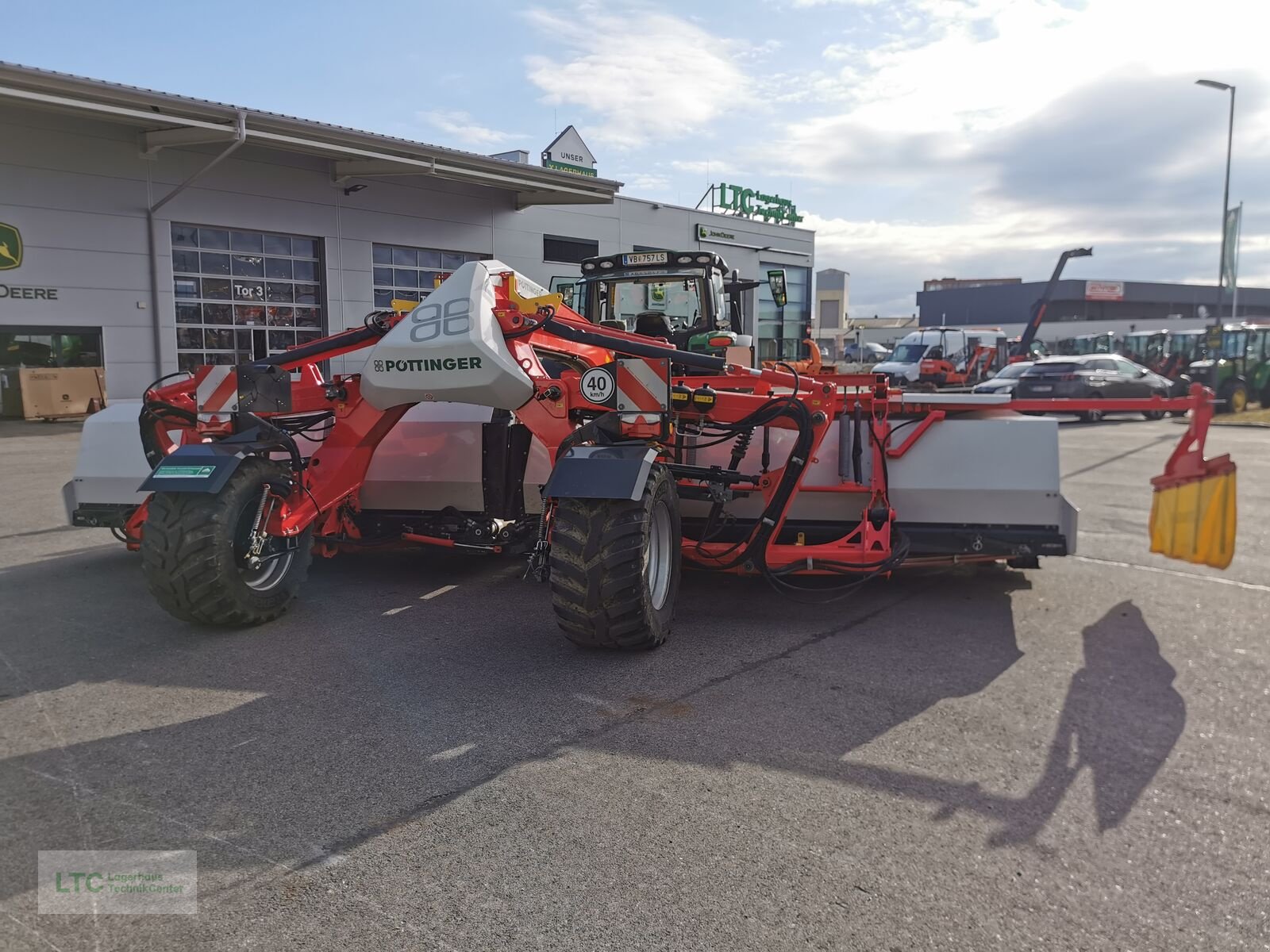 Schwader van het type Pöttinger Mergento VT 9220, Vorführmaschine in Redlham (Foto 3)