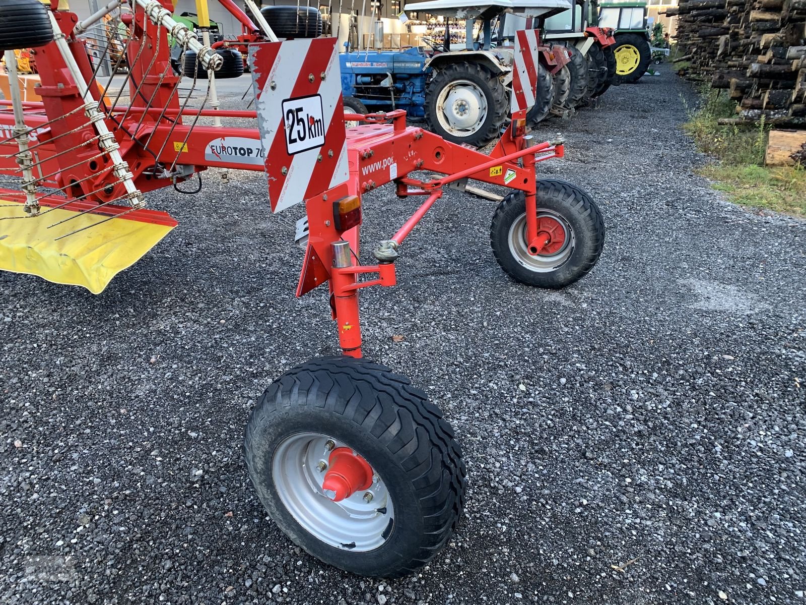 Schwader типа Pöttinger Schwader EUROTOP 701 A, Gebrauchtmaschine в Eben (Фотография 11)