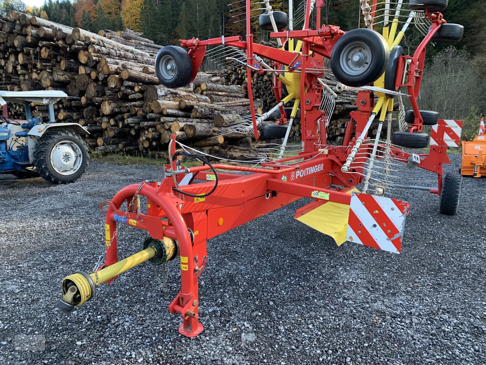 Schwader типа Pöttinger Schwader EUROTOP 701 A, Gebrauchtmaschine в Eben (Фотография 14)
