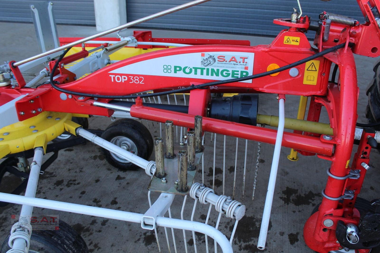 Schwader tip Pöttinger Schwader Top 382-20 Betriebsstunden, Gebrauchtmaschine in Eberschwang (Poză 15)