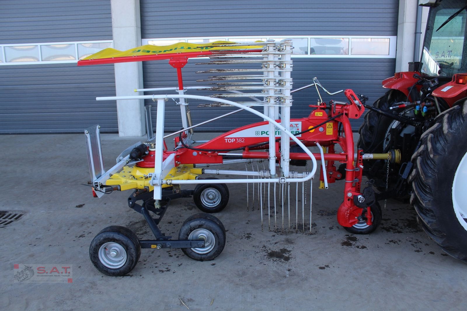 Schwader tip Pöttinger Schwader Top 382-20 Betriebsstunden, Gebrauchtmaschine in Eberschwang (Poză 3)