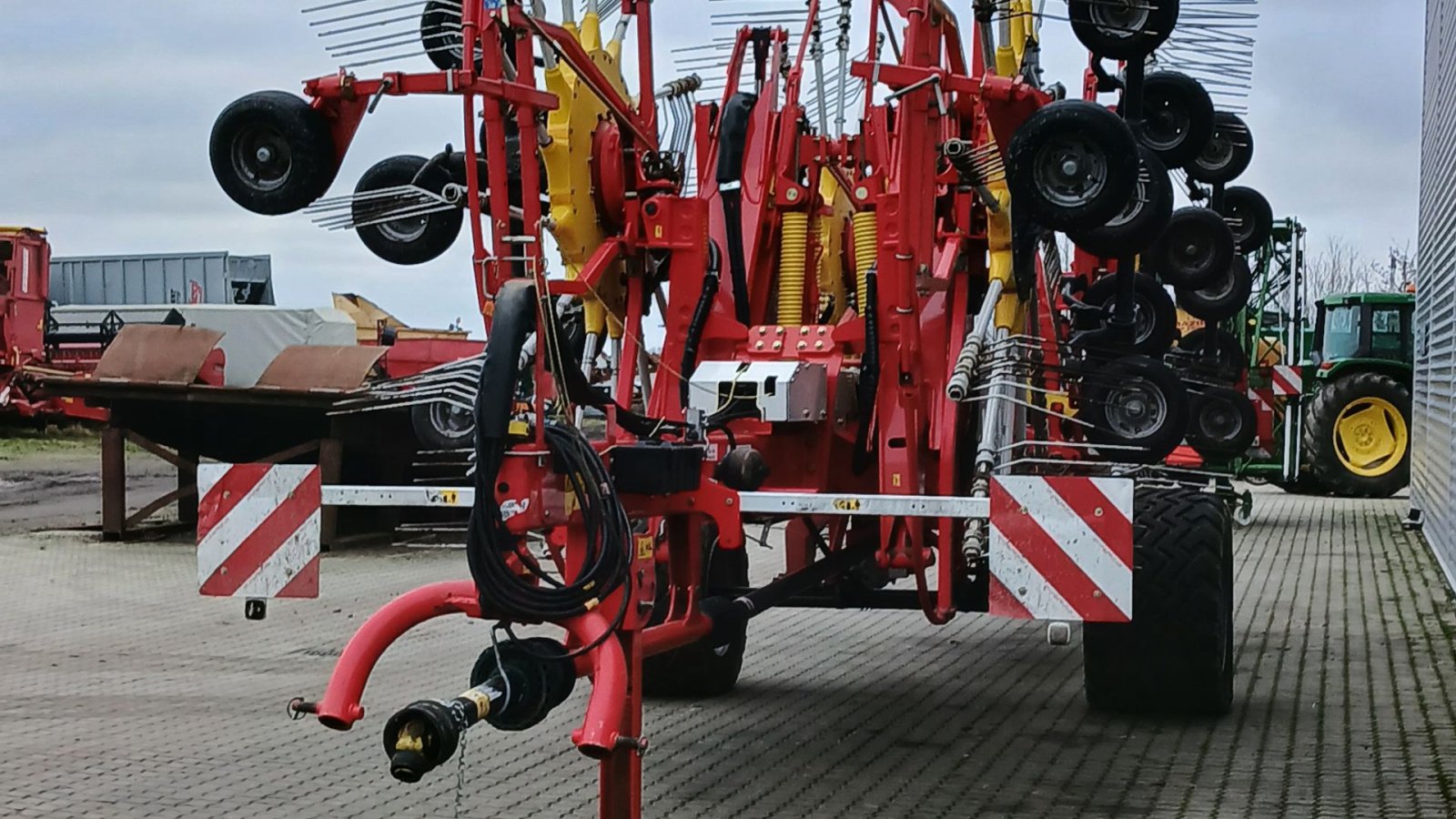 Schwader типа Pöttinger TOP 1252 C s-line, Gebrauchtmaschine в Horsens (Фотография 8)