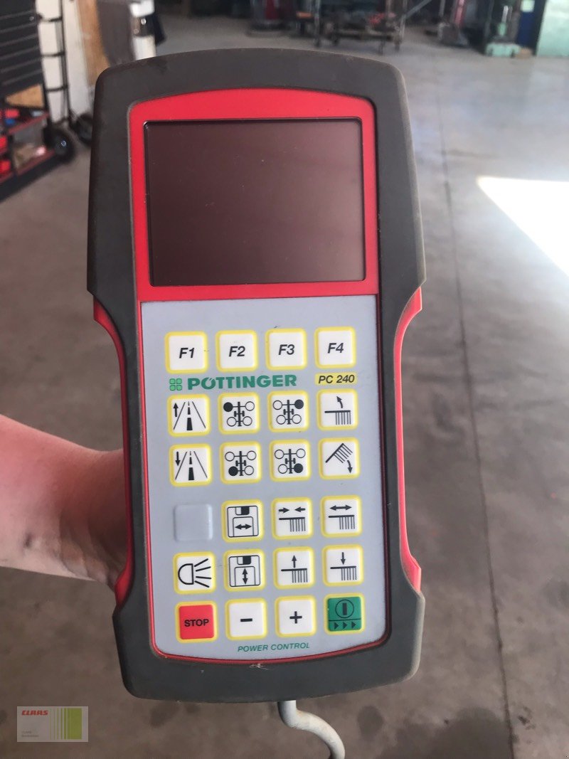 Schwader typu Pöttinger TOP 1252 C, Gebrauchtmaschine v Risum-Lindholm (Obrázek 2)