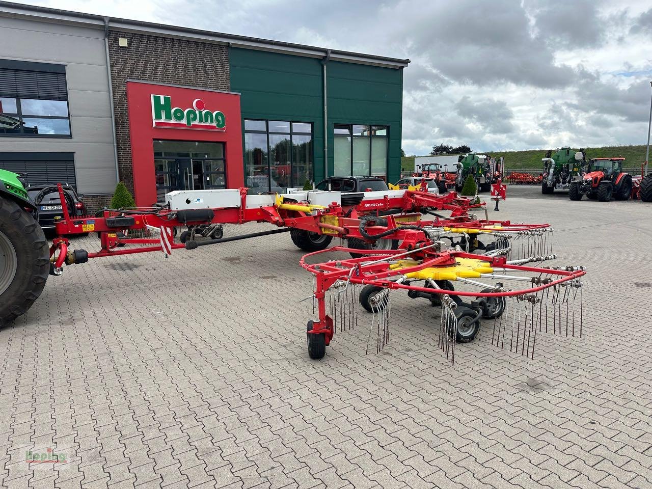 Schwader des Typs Pöttinger TOP 1252 C, Gebrauchtmaschine in Bakum (Bild 14)