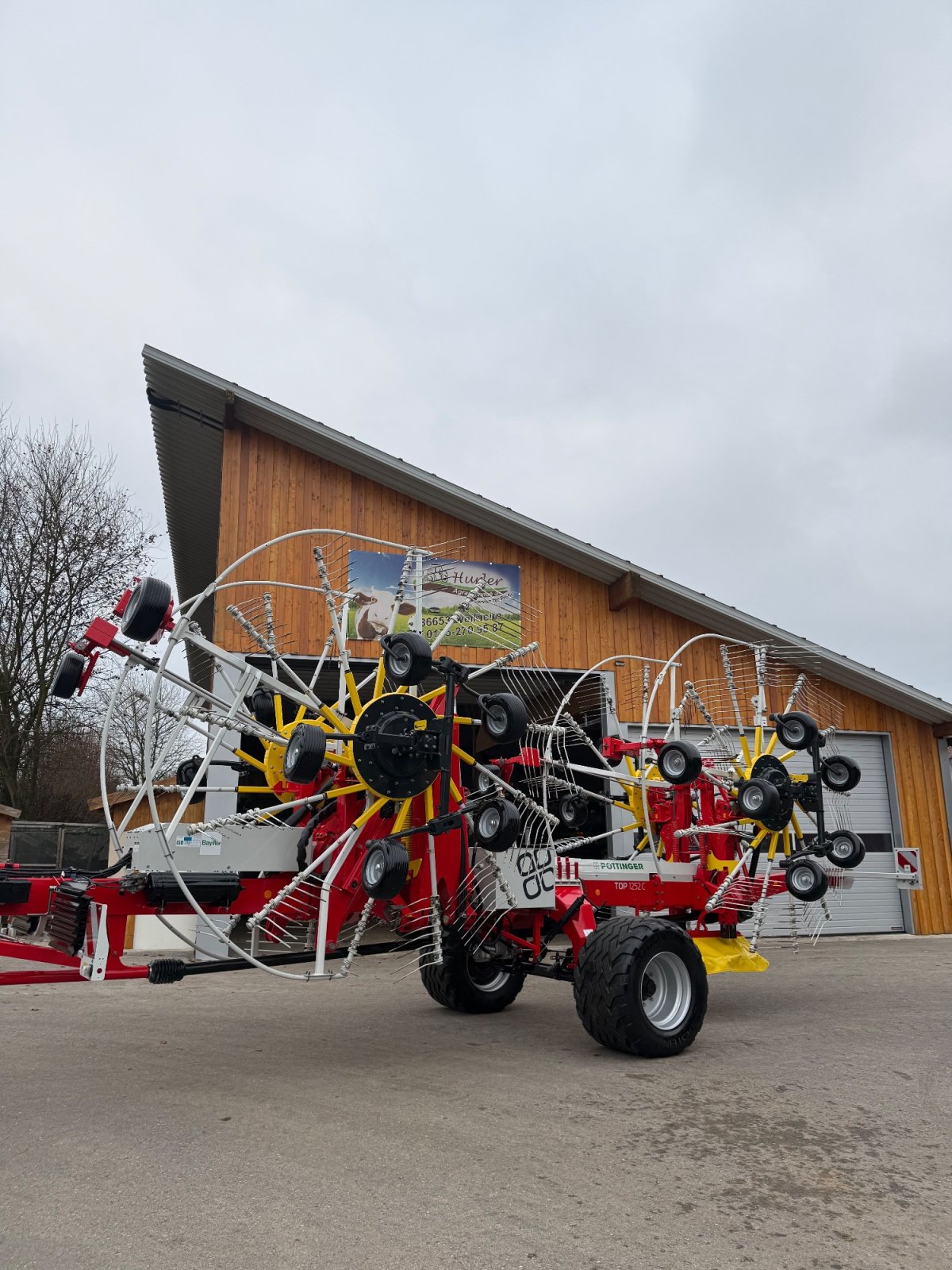 Schwader типа Pöttinger Top 1252 C, Gebrauchtmaschine в Weilheim (Фотография 2)