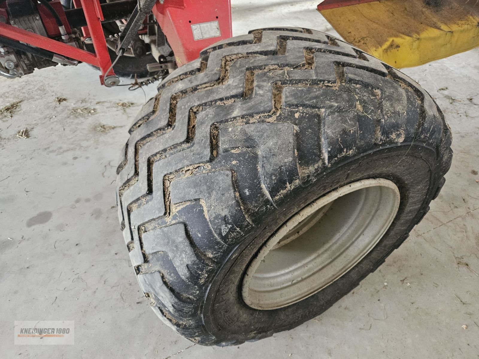 Schwader des Typs Pöttinger Top 1252, Gebrauchtmaschine in Altenfelden (Bild 4)